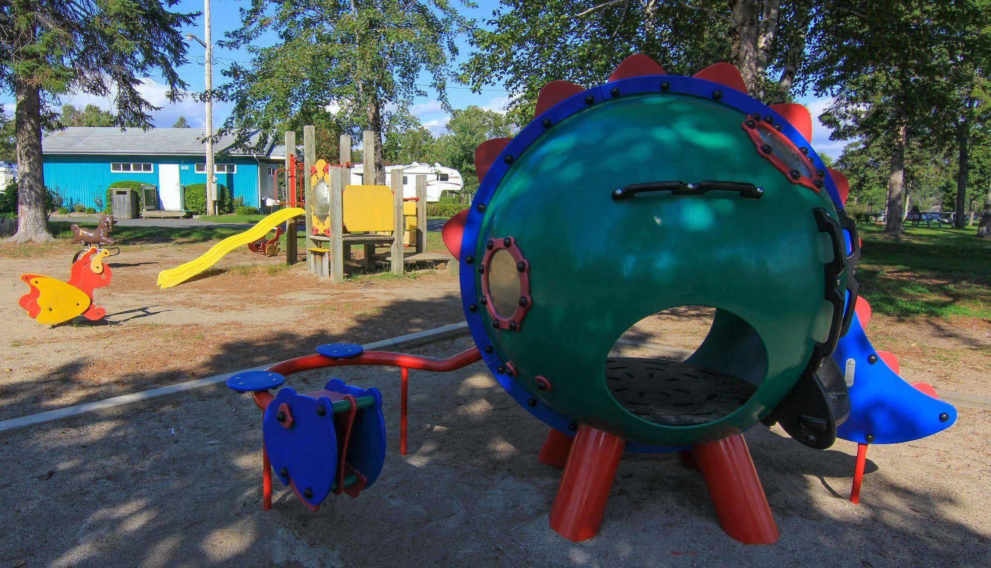 Dam-en-terre Village de vacances 3*